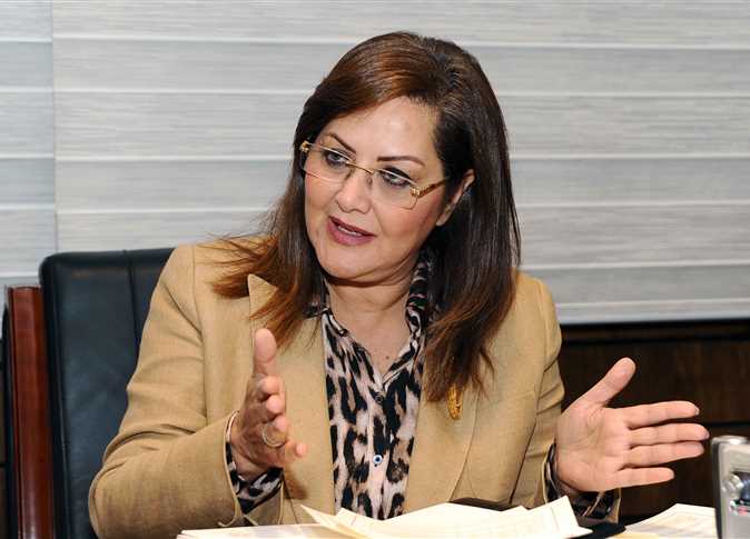 هالة السعيد وزيرة التخطيط