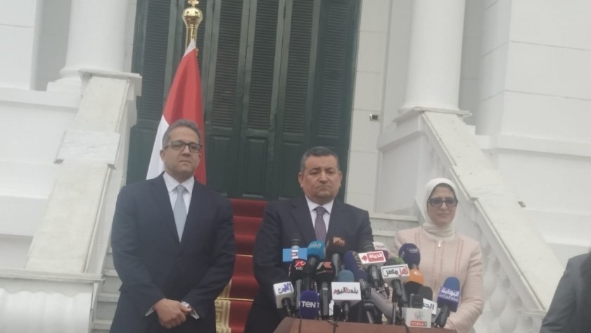 وزيرة الصحة ووزير الاعلام