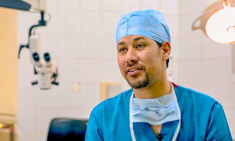 الدكتور محمد هندي، استشاري القرنية والمياه البيضاء والجراحات الانكسارية للعين