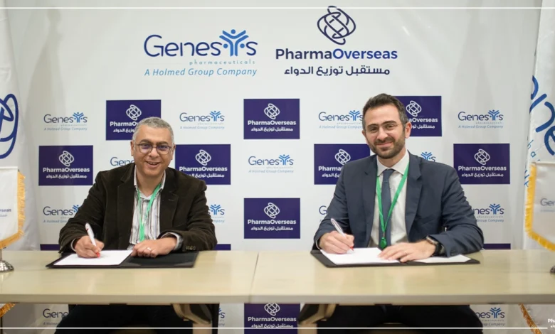 جانب من توقيع اتفاقية شراكة بين فارما أوفرسيز وإيفير فارما