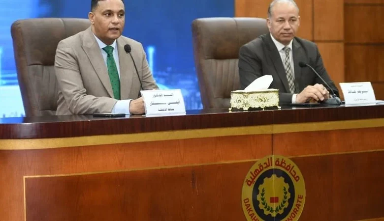رئيس جامعة المنصورة ومحافظ الدقهلية يدشنان البرنامج التدريبي للأطباء