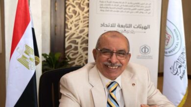 أسامة رسلان أمين عام اتحاد الأطباء العرب