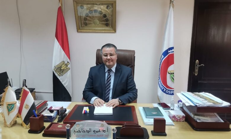 الدكتور عمرو الدخاخني