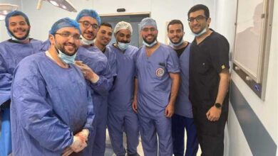 فريق الجراحة بمستشفى جامعة قناة السويس التعليمي