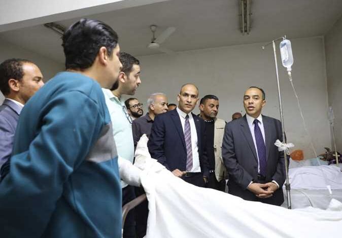نائب محافظ المنيا يتفقد الحالة الصحية لمصابي أبو قرقاص