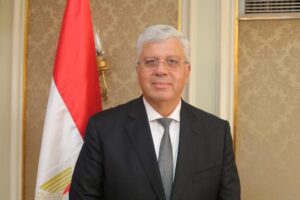 الدكتور أيمن عاشور وزير التعليم العالي والبحث العلمي