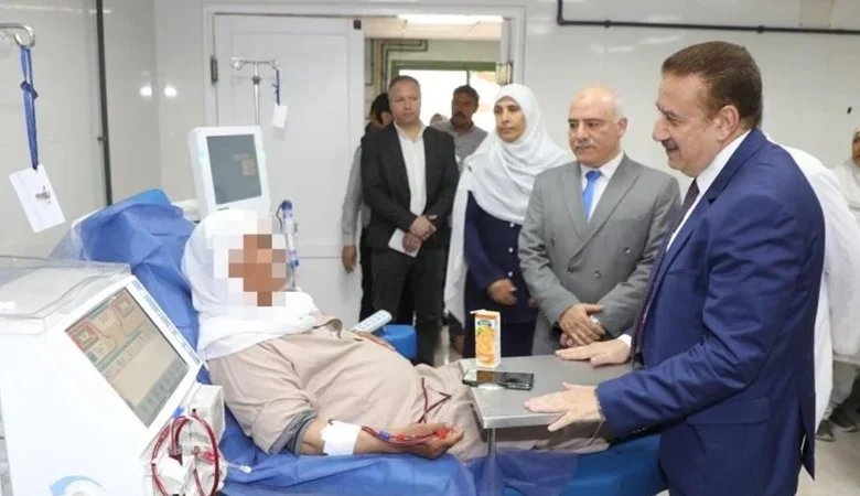 جانب من زيارة محافظ المنوفية لمستشفى السادات العام