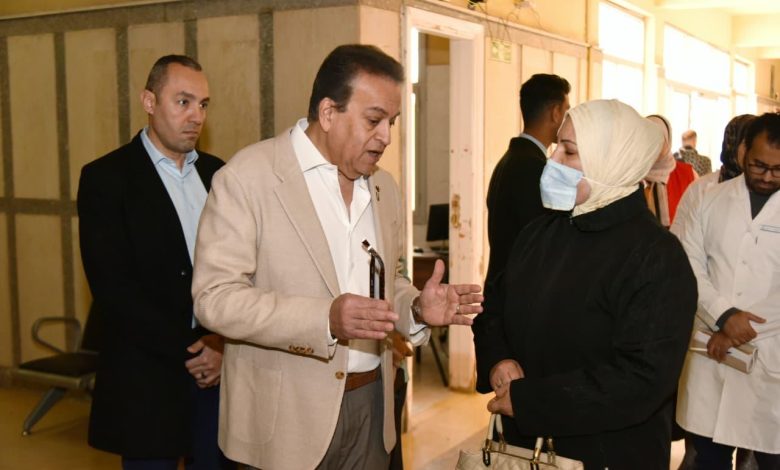 جانب من زيارة الوزير