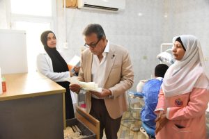 جولة تفقدية لوزير الصحة بمركز طبي الحي الثالت بمدينة بدر