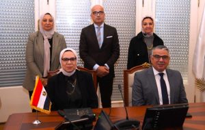 الصحة وجامعة عين شمس