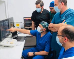 الكوادر الطبية بـ التأمبن الصحي الشامل 