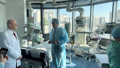 وزير الصحة في مركز «دميتري روجاتشيف»