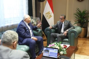 وزير الصحة ومحافظ مطروح