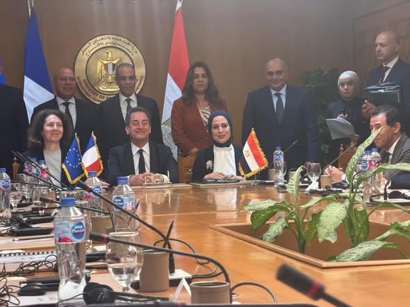 دعم القطاع الصحي