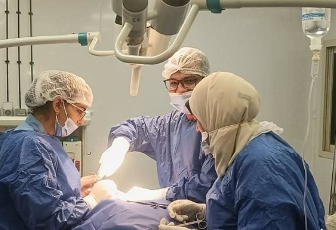 نجاح استئصال ورم بالغدة الدرقية
