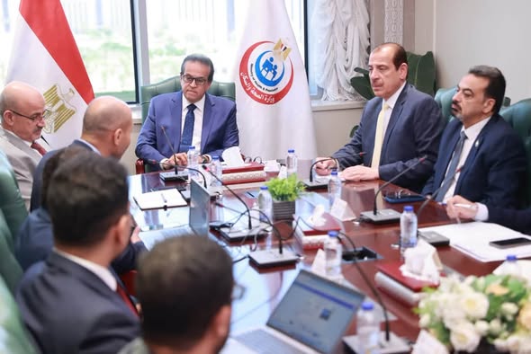 وزير الصحة مع منظمة الصحة العالمية