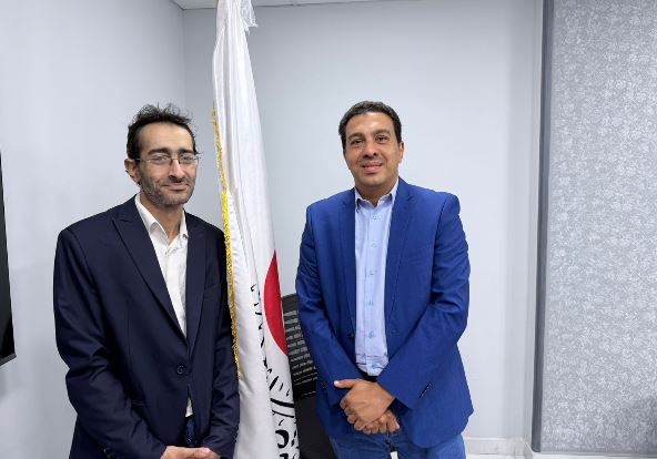 عضو مجلس نقابة صيادلة القاهرة والدكتور مينا