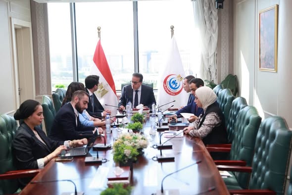 لقاء وزير الصحة مع «إيرباص هليكوبترز»
