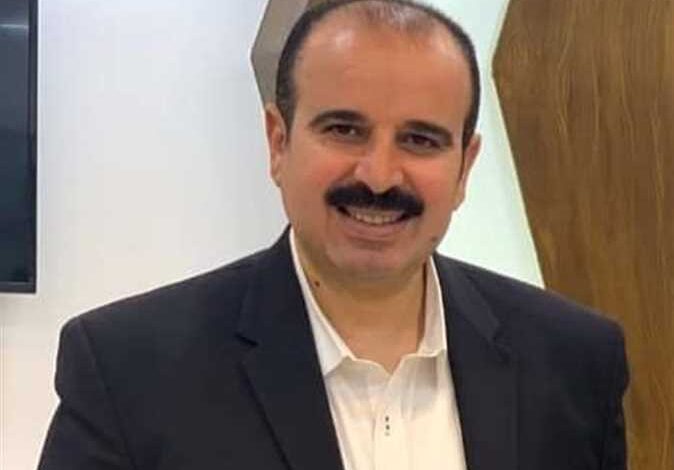 الدكتور حسام أبو ساطي