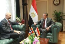 وزير الصحة يستقبل السفير النرويجي