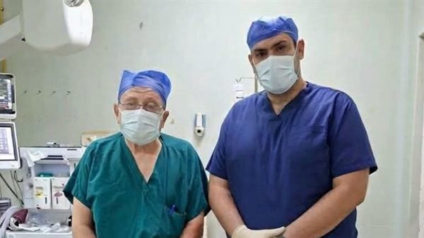 استئصال كيس خلقي من رقبة