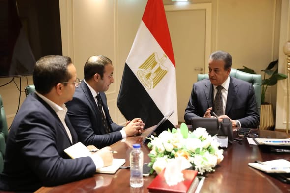 لقاء وزير الصحة مع «الرضوان»